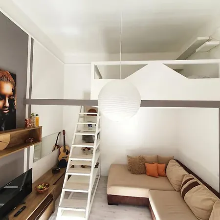 Violet Apartment, Cute Place Near Corvin Plaza, With Ac Budapest Exterior photo